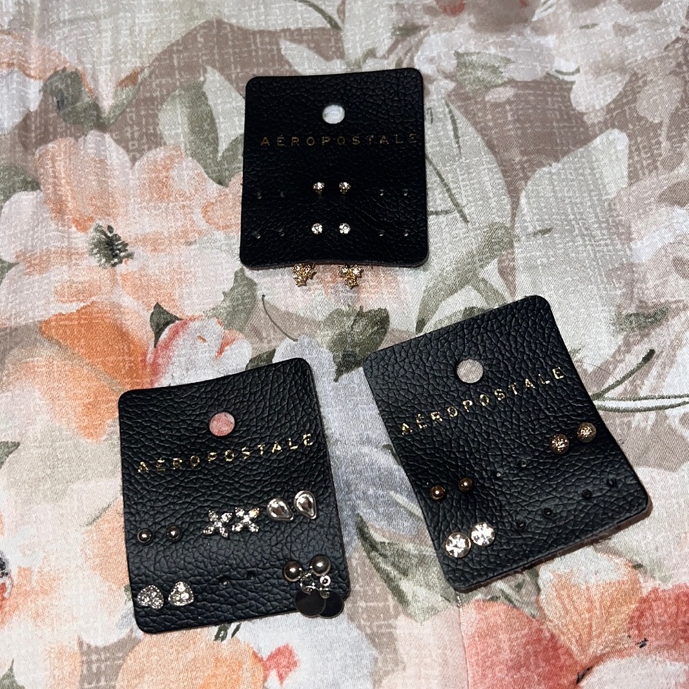 miscellaneous Aeropostale earrings